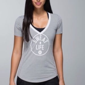 Lululemon Sweat Life Run V Neck S/S Shirt Medium